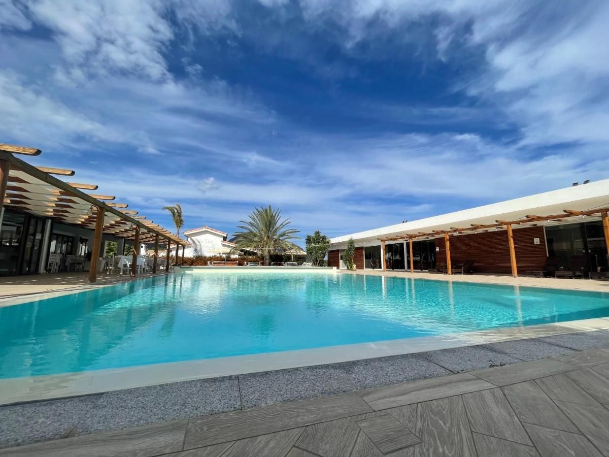 Sa Iba Resort Tertenìa 外观 照片